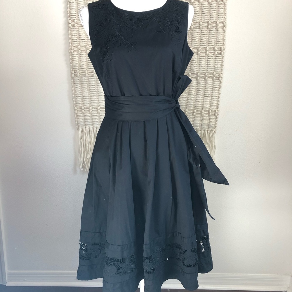 Peter Nygard Black Sleeveless Dress